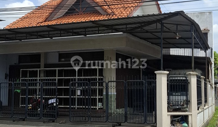 Dijual Rumah di Tlogotimun Raya Cocok untuk Usaha dan Kantor 1