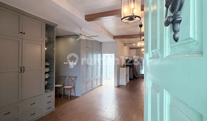 Rumah Grand Taruma LT 300 + Kolam Renang, Full Furnish