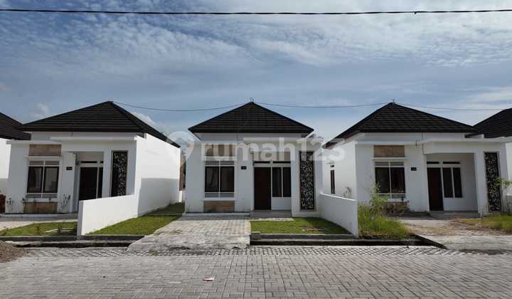 Rumah Komersil Bebas Banjir Rumah Komersil Bebas Banjir