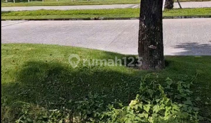 Cheap Land for Sale, Location in Front of Amesta Living Gununganyar Housing Complex