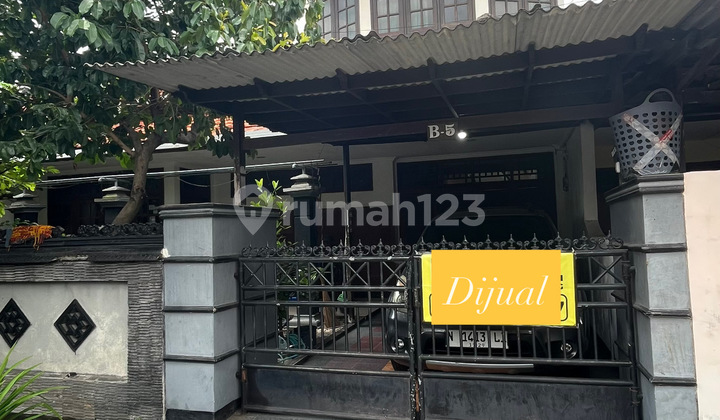 For Sale 2-Story House Ready to Occupy, Well-Built, Tenggilis Mejoyo Area