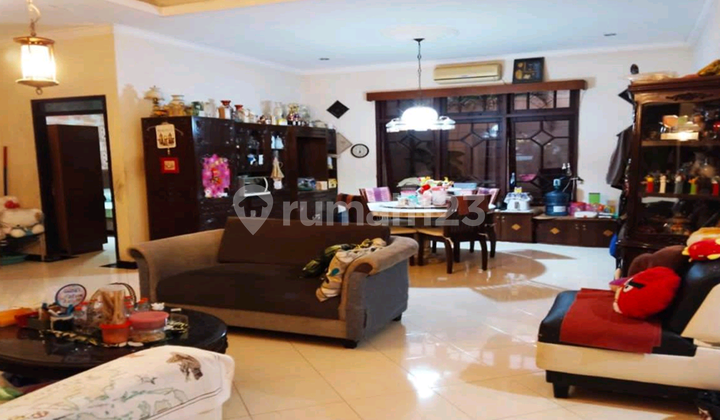 Dijual Rumah Manyar 2