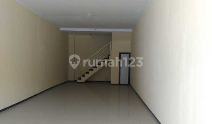 For Rent: Tenggilis Shop House 2