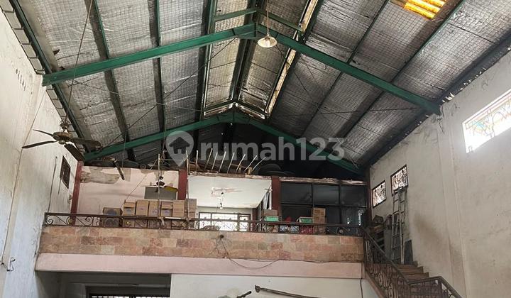 For Rent Los-Type Business Space in Merr