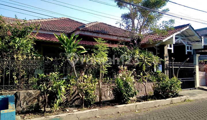 Dijual Rumah Manyar 2