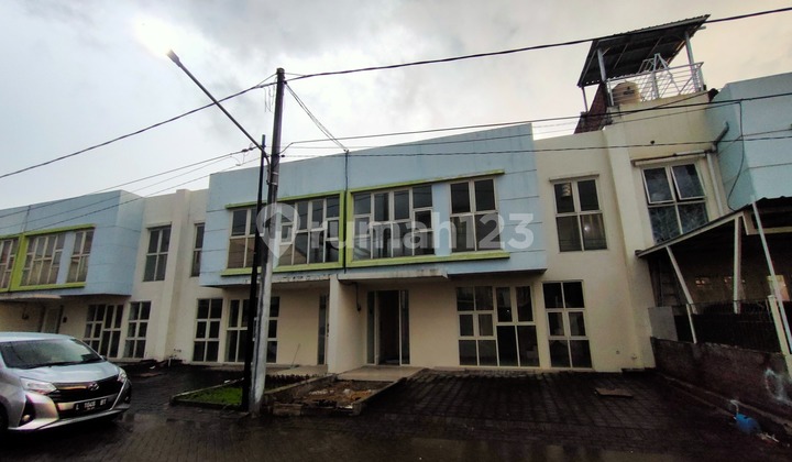 Dijual Rumah 2 Lantai, Green Florencia Sidoarjo