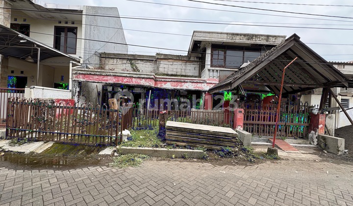 Dijual Rumah Hitung Tanah Rungkut Barata 1