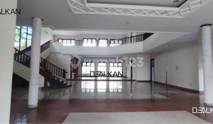 For Sale Rumah Hook Mewah Ala Sultan, Premium di Surabaya Timur 2