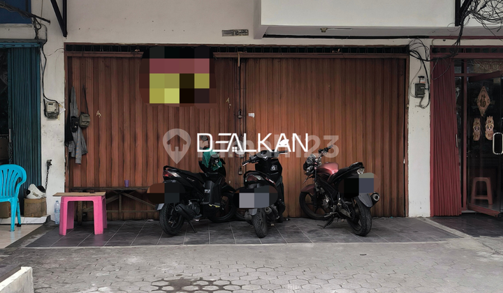 Ruko 2 Lantai Disewakan, 0 Jalan di Mulyosari