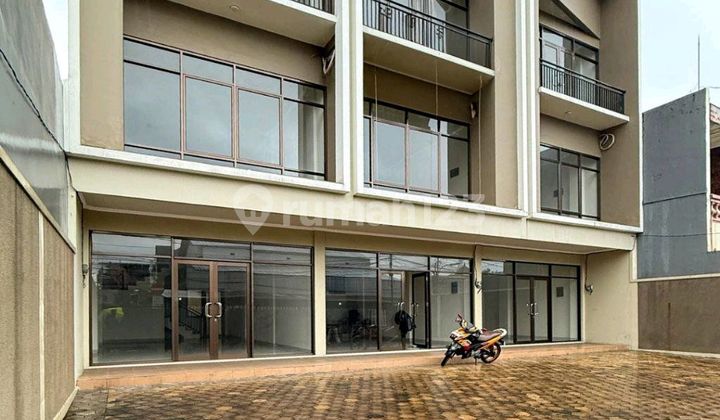 For Sale! Ruko -3 Unit bisa Gandeng di Jatinegara Jakarta Timur For Sale! Ruko -3 Unit bisa Gandeng di Jatinegara Jakarta Timur