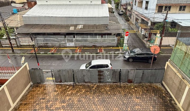 For Sale! Ruko - 3 Units Can Be Combined in Jatinegara, East Jakarta 2