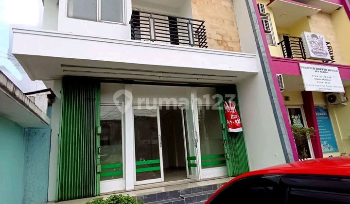 Ready-to-Use Business Shophouse in Jagakarsa, South Jakarta