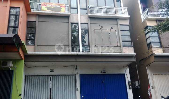 3-Story Ruko for Rent, Ready for Occupancy and Business in Jagakarsa