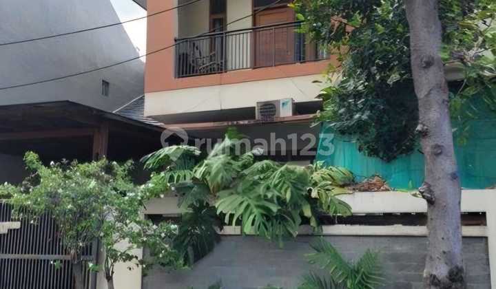 Rumah Cantik Jakarta Pusat Siap Huni Harga Nego