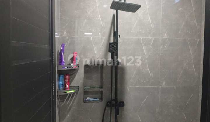 Dijual Rumah di Cibubur Harjamukti Harga Nego 2