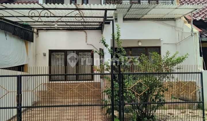 Disewakan Rumah Raffles Hills Cibubur Harga Nego