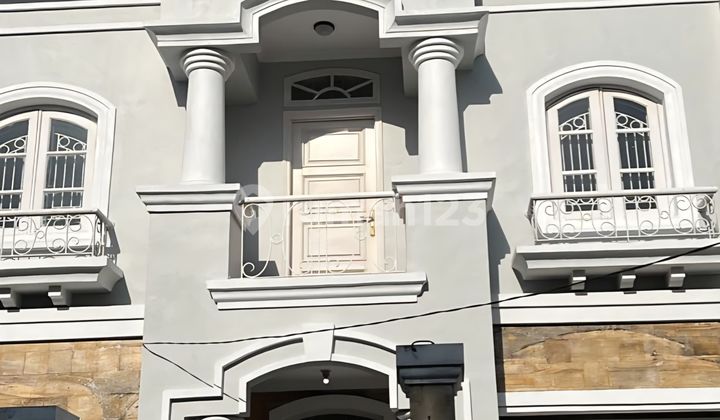 For Rent Raffles Hills Cibubur House Ready to Occupied Negotiable