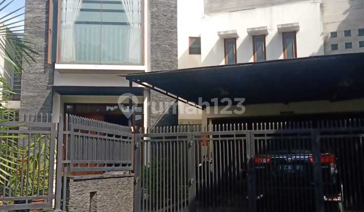 Dijual Rumah Raffles Hills Cibubur Harga Nego Dijual Rumah Raffles Hills Cibubur Harga Nego