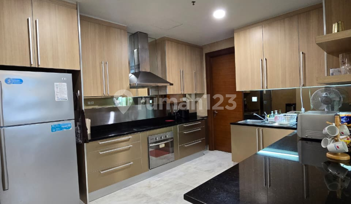 Elevated Living. Absolute Privacy. Prime Address. For Rent - Senayan City Residence | High Floor (15B) 2