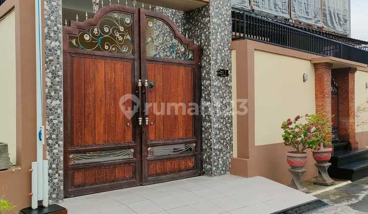 Rumah Dua Lantai+ Roof Top Munggu Badung Bali Rumah Dua Lantai+ Roof Top Munggu Badung Bali