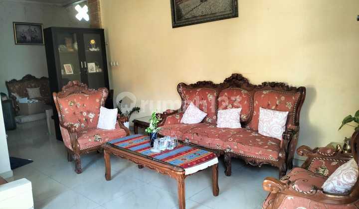 Rumah 2 Lantai Denpasar Bali Dekat Living World 2