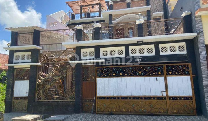 Rumah di Jimbaran Badung Bali 2 Lantai Modern Minimalis Rumah di Jimbaran Badung Bali 2 Lantai Modern Minimalis