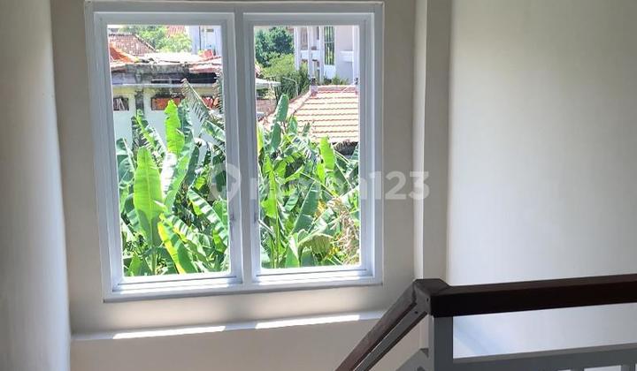 3-Storey Shop House in Renon, Denpasar City Center and Government Area