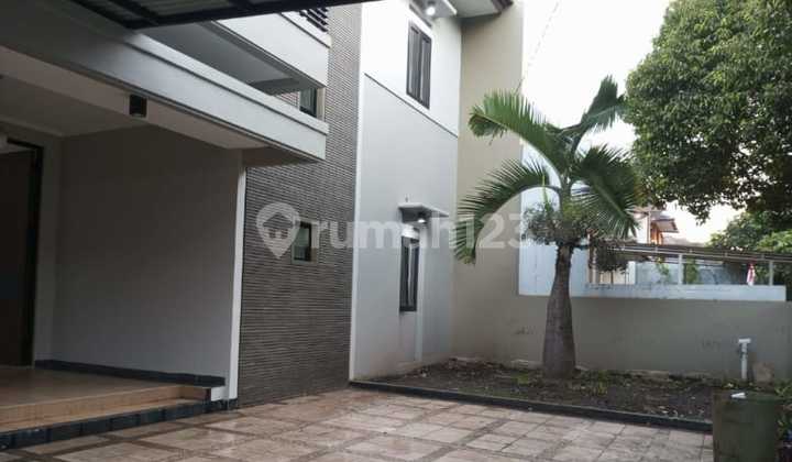 Dijual Rumah Mewah di Batununggal Bandung