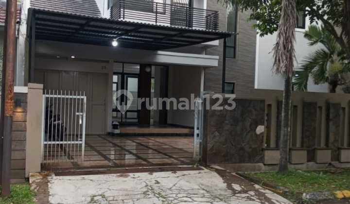 Dijual Rumah Lux di Batununggal Bandung Dijual Rumah Lux di Batununggal Bandung