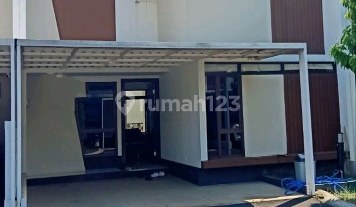 Dijual Rumah di Lingkungan Exlusif Podomoro