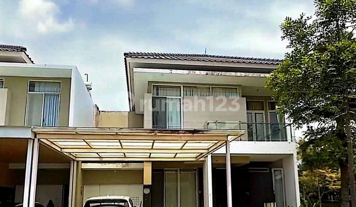 Dijual Rumah Mewah di Kota Baru Parahyangan 2