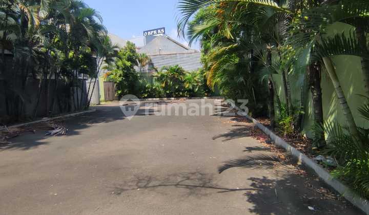 Dijual Pabrik Akses Truck 20 Feet di Daerah Kopo Bandung