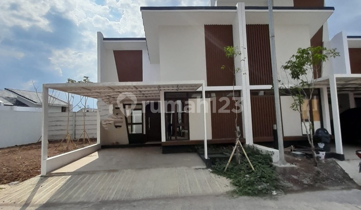 Dijual Rumah Hoek Siap Huni di Podomoro Bandung