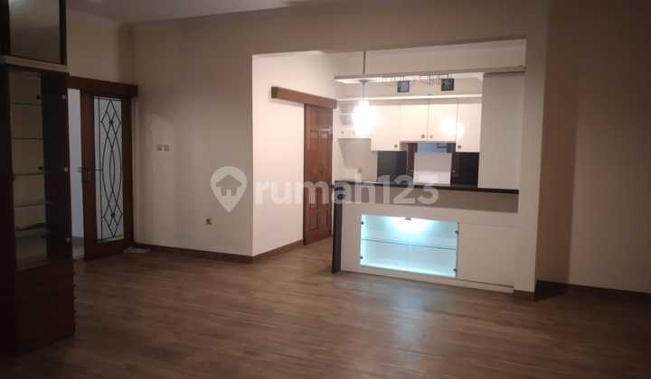 Disewakan Rumah Bagus Siap Huni di Batununggal Bandung 2