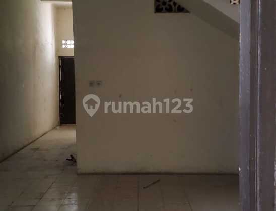 Strategic Shop House in Kiaracondong, Bandung 2