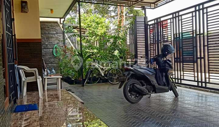 For Sale House on Jl Kembar (Moh Toha) Bandung 2