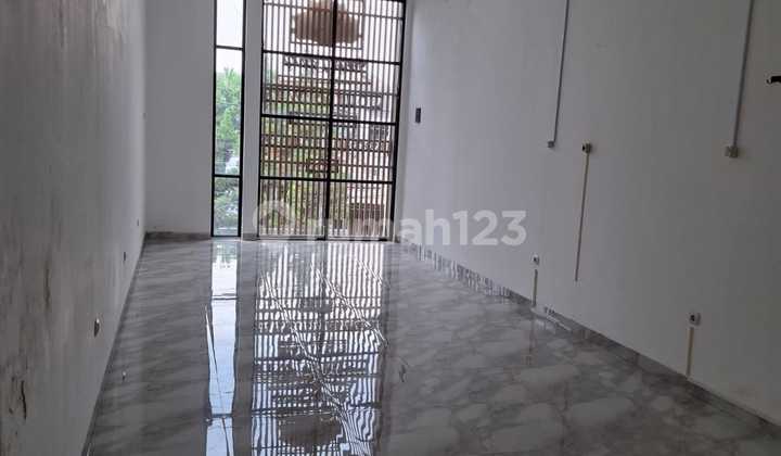 Disewakan Ruko Strategis di Antapani Bandung