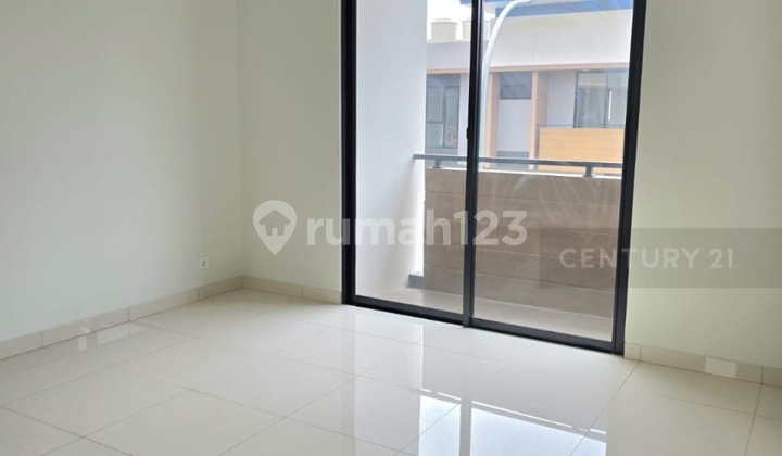2-Story House in Summarecon Bekasi Cluster