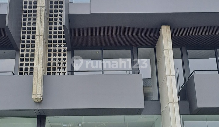 Sewa Ruko Landmark Residence Unit Soho 3 Lantai Sewa Ruko Landmark Residence Unit Soho 3 Lantai