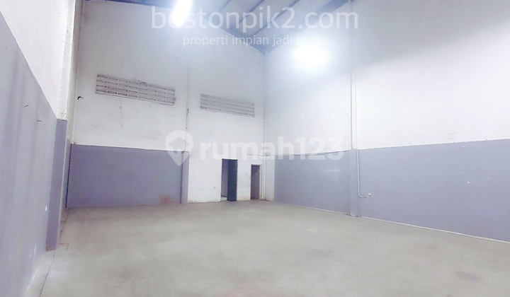 Rent Warehouse Sedayu Bizpark Cakung 216 M2 9X24 Facing East - Rent Warehouse East Jakarta Sedayu Bizpark Cakung 216 Sqm 9X24 East View