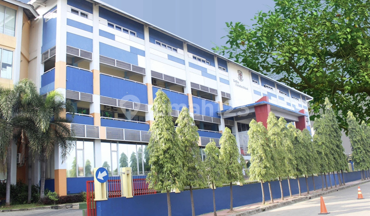 Selling Below Market Value: 4000 M2 Christian School in Kelapa Gading, North Jakarta Selling Below Market Value: 4000 M2 Christian School in Kelapa Gading, North Jakarta