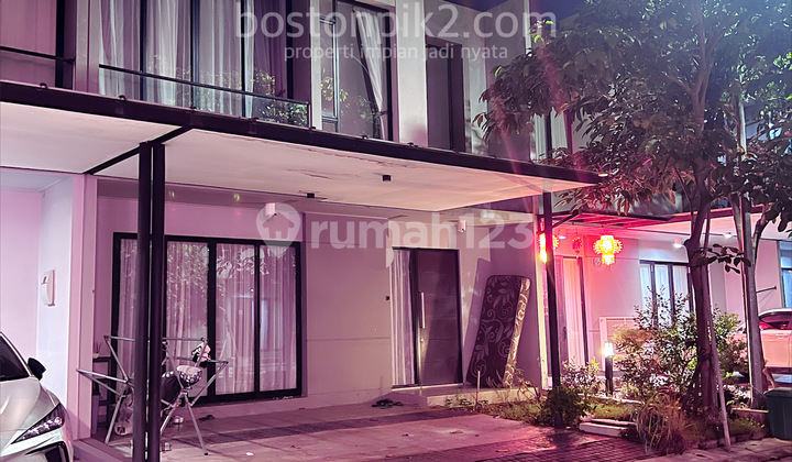 Sewa Rumah Milenial 8X10 Cluster Florida Pik 2 Rapi Bersih