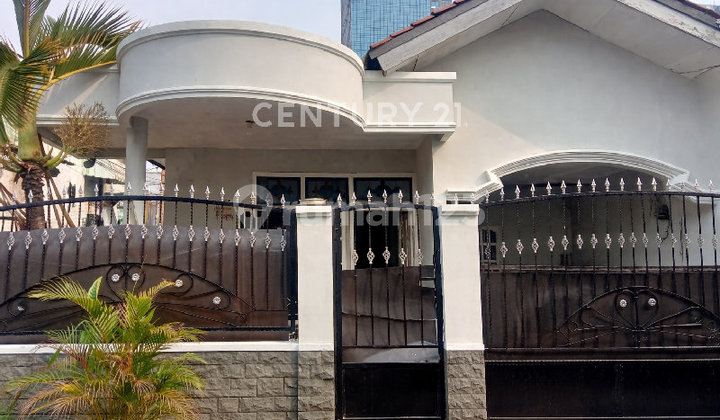 For Sale 2-Story House Strategically Located in Menteng Atas, Jakarta