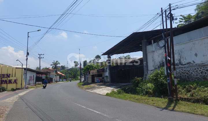 Jl Cempaka, Gebang. Warehouse for Sale, Easy Access. SHM