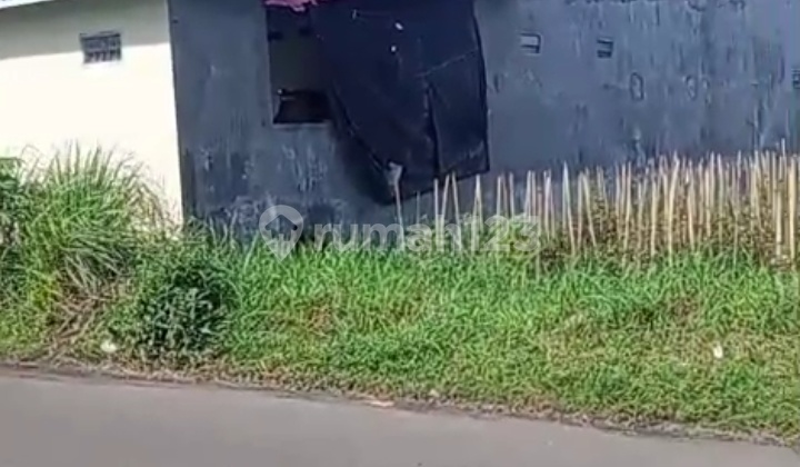 Cheap Land North of Pakusari Terminal. Suitable for Warehouse and Factory. Cheap Land North of Pakusari Terminal. Suitable for Warehouse and Factory.