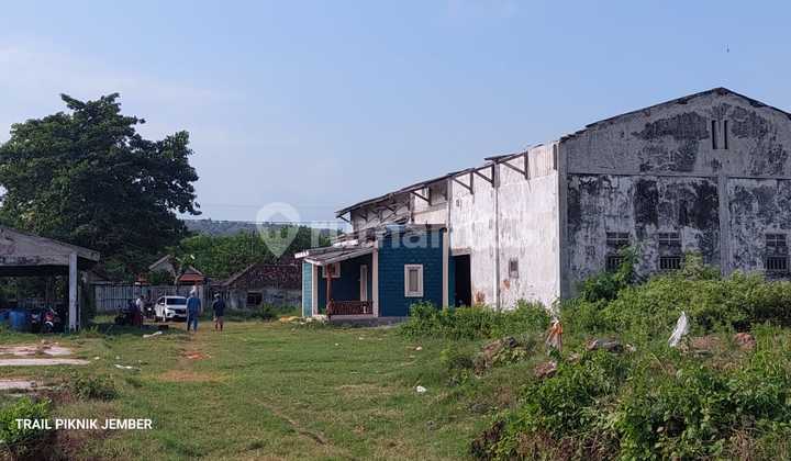 Puger Warehouse Land Calculation, Legality with Freehold Title