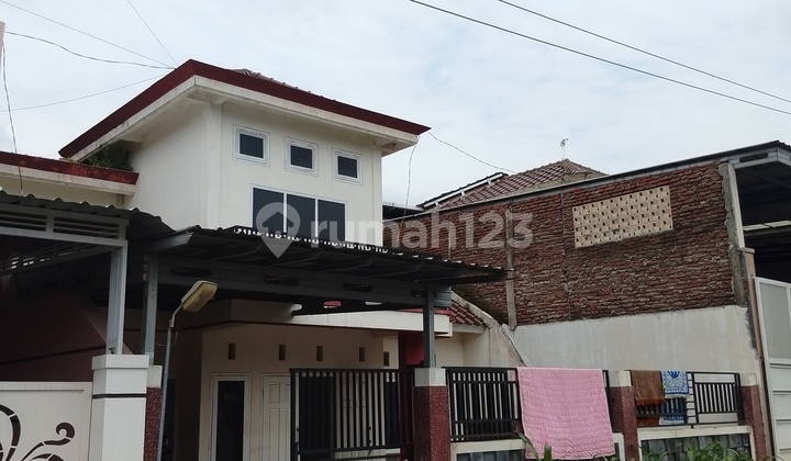 Patrang 4-Bedroom House2 Bathrooms, Within a Housing Complex