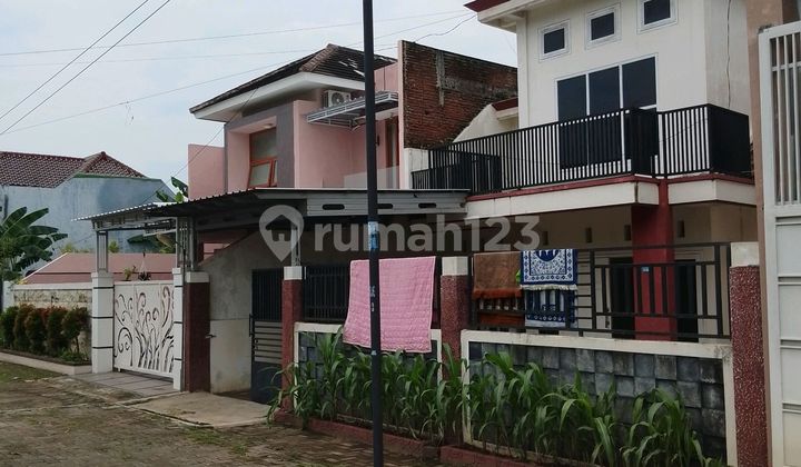Patrang 4-Bedroom House2 Bathrooms, Within a Housing Complex