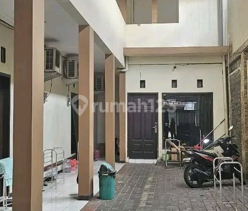 For Sale: Exclusive Boarding House in Campus Area, Strategic Location
