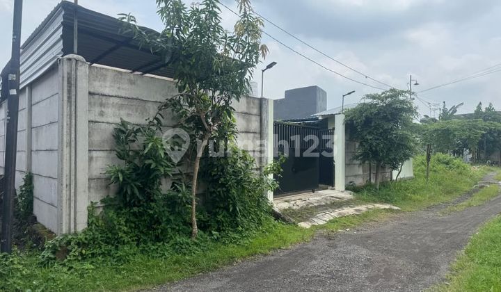 Bonus Land with Pavilion, Near Health Office. Serene Location.